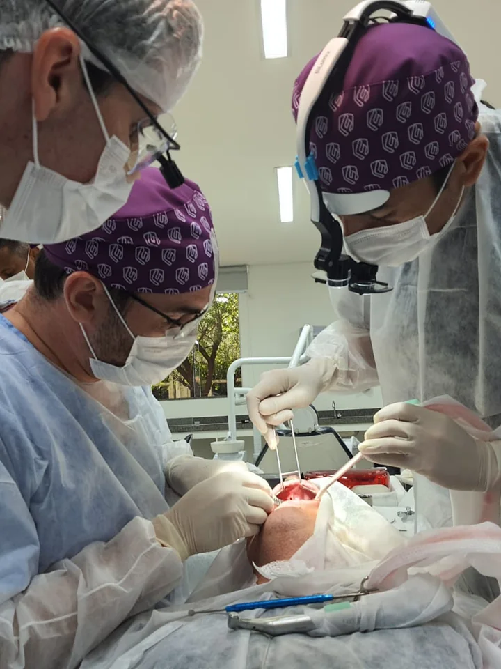 Dr. Israel Ramos and colleagues during advanced surgical training.